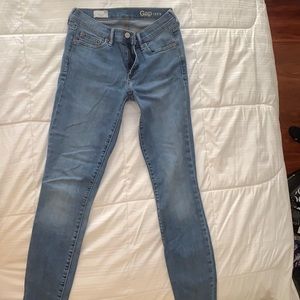 Size 26 Gap Resolution Legging Jeans